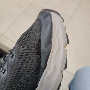 Ayakkabının Hızlı Deformasyonu Ve Güvensiz Kayganlığı İçin İade Talebi