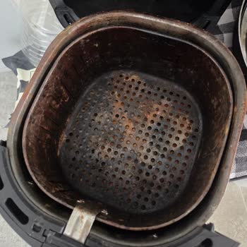 Kumtel Airfel XXL Haznesi Kısa Sürede Paslandı: Ücretsiz Değişim Talebi