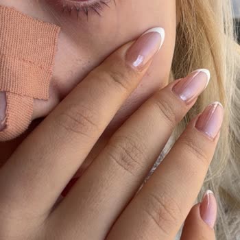 İpek Kirpik İşlemi Sonrası Göz Kızarıklığı Ve Cevapsız Salon İade Talebi