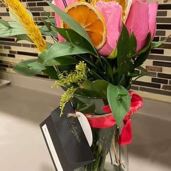 Sipariş Edilen Çiçek Aranjmanı Görselden Farklı, İade Talebine Yanıt Alınmıyor