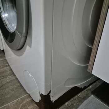 Bosch Çamaşır Makinesinde Aşırı Paslanma Ve Garanti Dışı Ücret Talebi