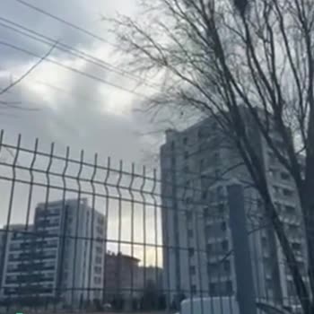 Ankara Büyükşehir Belediyesi Hayati Tehlike Oluşturan Elektrik Teli Ve Ağaç!