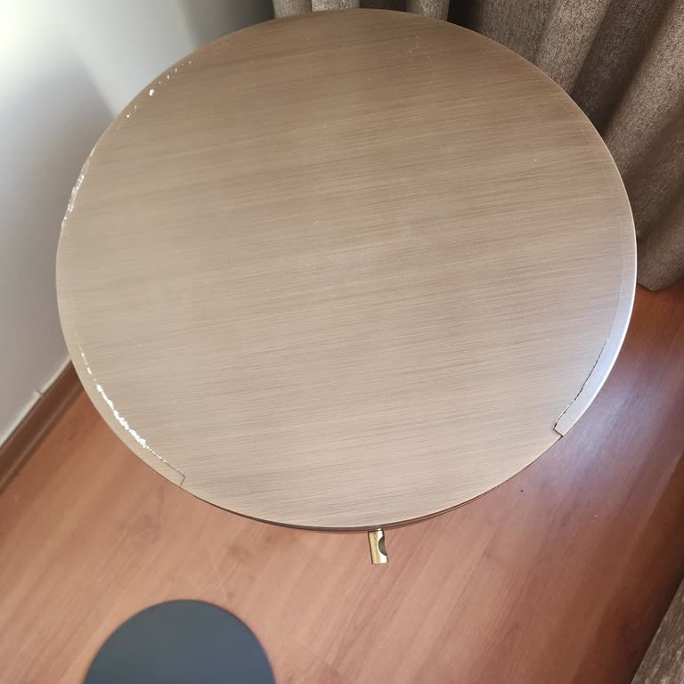 Kelebek Mobilya'dan Kırık Yan Sehpa Teslimatı Ve Çözüm Bekleyen İade Şikayeti