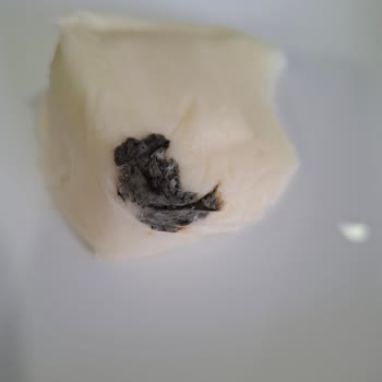 Açılmamış Kaşar Peynirinde Küf Oluşması Ve Geri Dönüş Almama