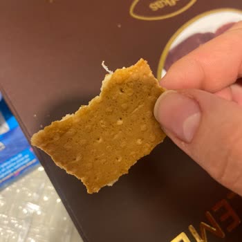 Eti Bisküvilerinde Plastik Yabancı Madde: Çocuk Güvenliği Tehlikede