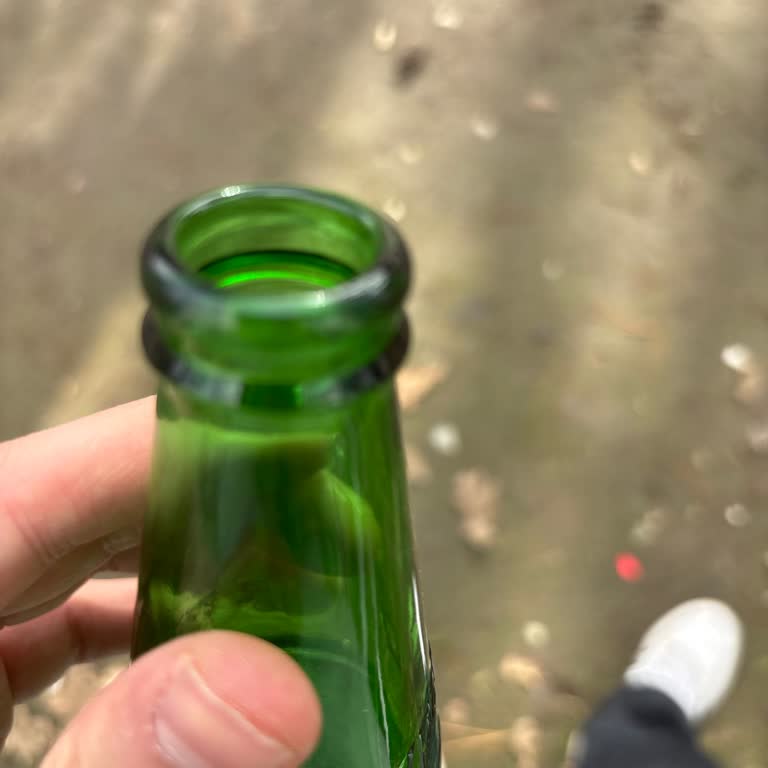 Beypazarı Maden Suyu Sade Cam Şişe Sodanın İçinden Cam Parçası Çıktı