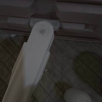 Mopun Demir Parçası Yerinden Çıkıyor, Ayıplı Ürün