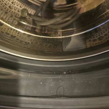 İçinde Islak Olan Çamaşır Makinesi Teslim Alındı, İade Talebi Reddedildi