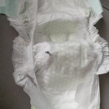 Bebem Natural 5 Numaralı Bezde Tanımsız Madde Ve Sağlık Şikayeti