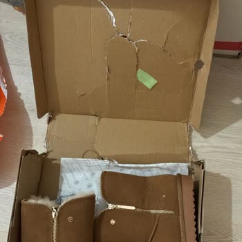 FLO Online Mağazasında Kırık Kutu Şikayeti Ve Özensiz Paketleme