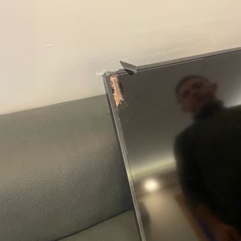 Kapıya Bırakılan Kırık Televizyon Ve Yanıtsız Müşteri Hizmeti