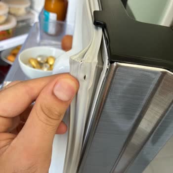 Samsung Deforme Kapı ve Yırtık Conta İçin Garanti Kapsamında Ücretsiz Değişim Talebi