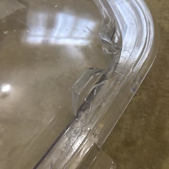 Hoover Kurutma Makinesinin Su Haznesi Çatladı, Yetkili Servis Garantiyi Reddetti