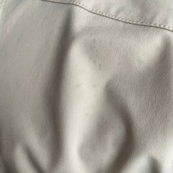 Columbia Lekesiz Olduğu Söylenen Pantolon Lekeli Çıktı Ve Değişim Talebi