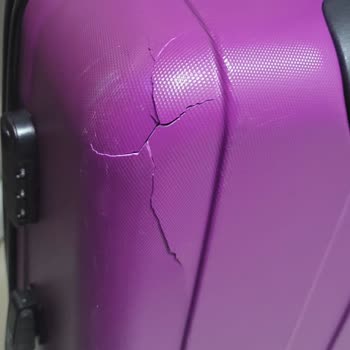 Geciken Uçuş Ve Kırık Bagaj İçin Tazminat Reddi