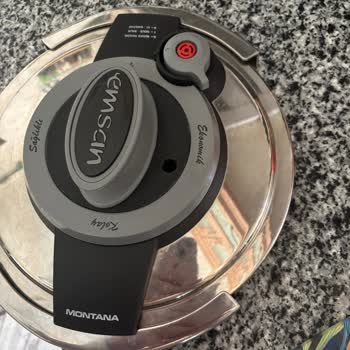 Düdüklü Tencerenin Kapağı Sıkıştı, Su Sızdırıyor Ve Garanti Yardımı Alınamıyor