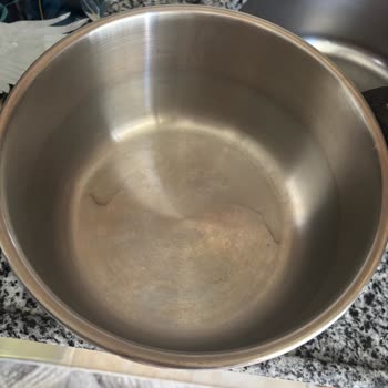 Düdüklü Tencerenin Kapağı Sıkıştı, Su Sızdırıyor Ve Garanti Yardımı Alınamıyor