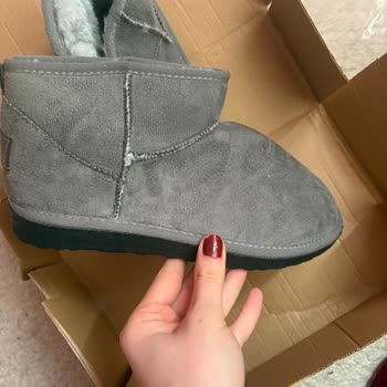 Yanlış Ayakkabı Ve Kalitesiz Bot, Ek Kargo Ücreti Şikayeti