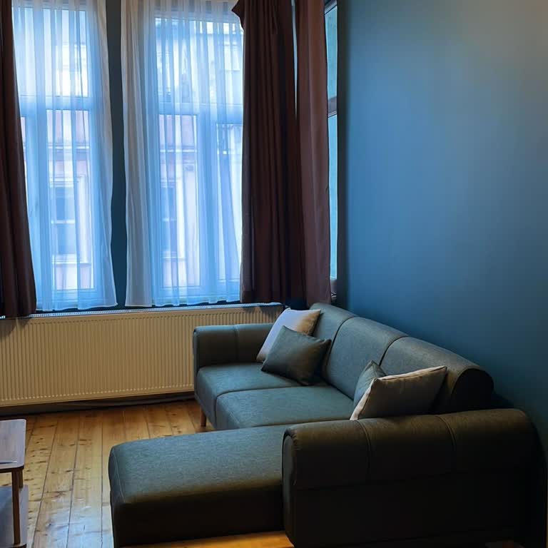 Hızlı Teslimat Vaadi İhlal Edildi, F38b08539352 Numaralı Koltuk Siparişi Sürekli Erteleniyor