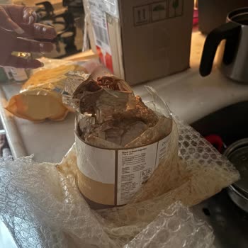 Dahafitol.com Fıstık Ezmesi Kavanozunun Kırılmış Olması