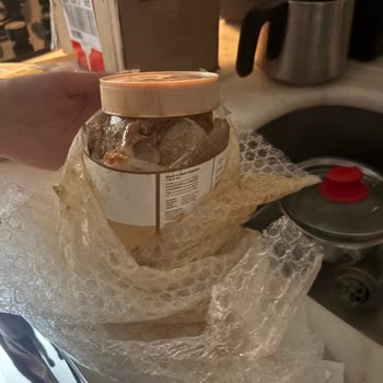 Dahafitol.com Fıstık Ezmesi Kavanozunun Kırılmış Olması