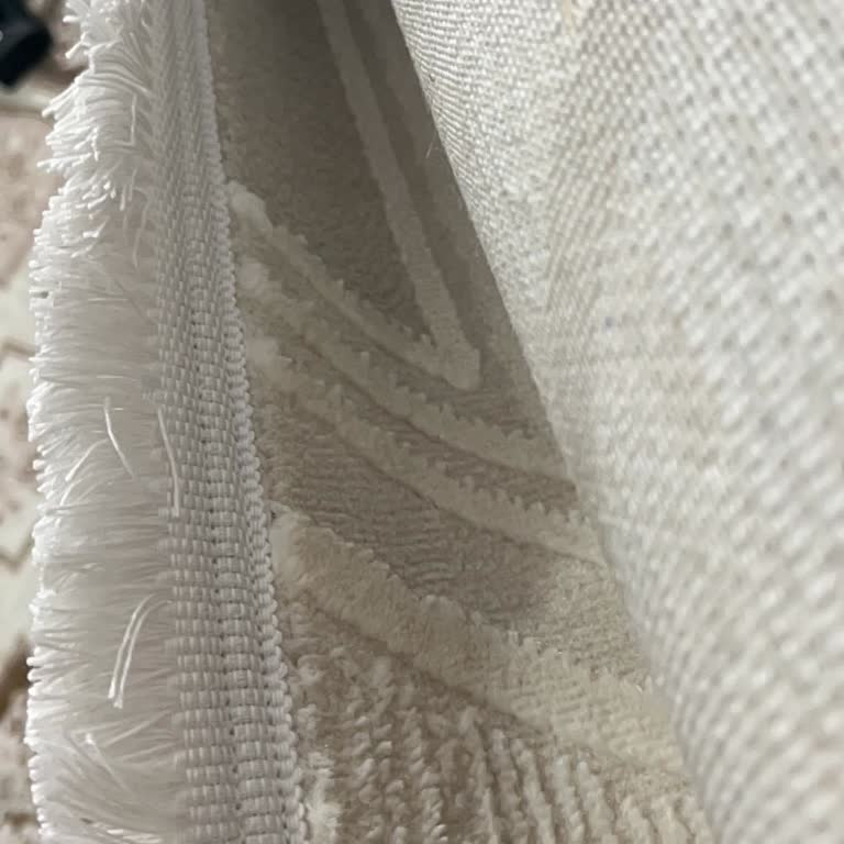 İdeal Halı (Gaziantep) Saçak Renkleri Uyuşmayan Halılar İçin Düzeltme Talebi