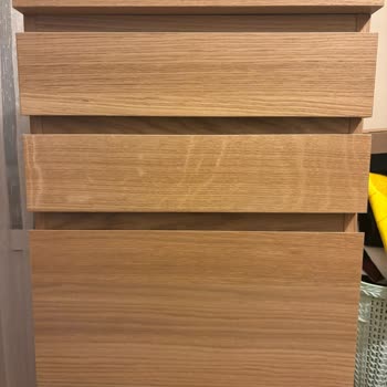 İKEA Şifonyerde Çizikli Parça Değişimi Reddedildi