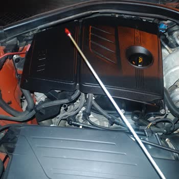 BMW 1.16i Yağ Çubuğu Kırıldı, Ücretsiz Değişim Talebi