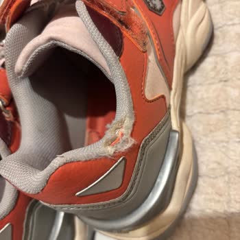 Çocuk Ayakkabısındaki Dikiş Sorunu Ve Mağazanın Görsel İnceleme Reddeti