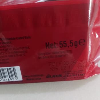 Şok Market Ülker Dido Çikolatasındaki Renk Değişikliği Ve Delikler