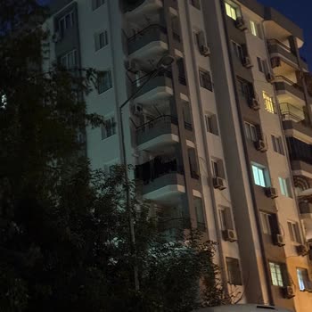 Toroslar Elektrik Dağıtım Bilsem Önündeki Üç Sokak Lambası Çalışmıyor, Akşam Güvenliği Tehlikede