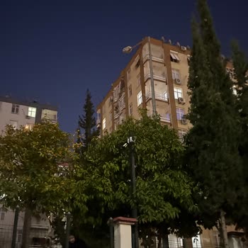 Toroslar Elektrik Dağıtım Bilsem Önündeki Üç Sokak Lambası Çalışmıyor, Akşam Güvenliği Tehlikede