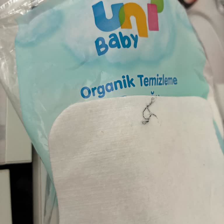 Uni Baby Pamukları İçinde Yabancı Madde Tespit Edildi Ve Hijyen Endişesi