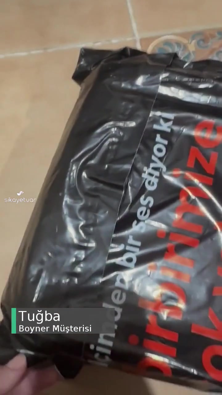 Boyner'in  İlgisiz, Umursamaz Hizmeti videonun kapak resmi