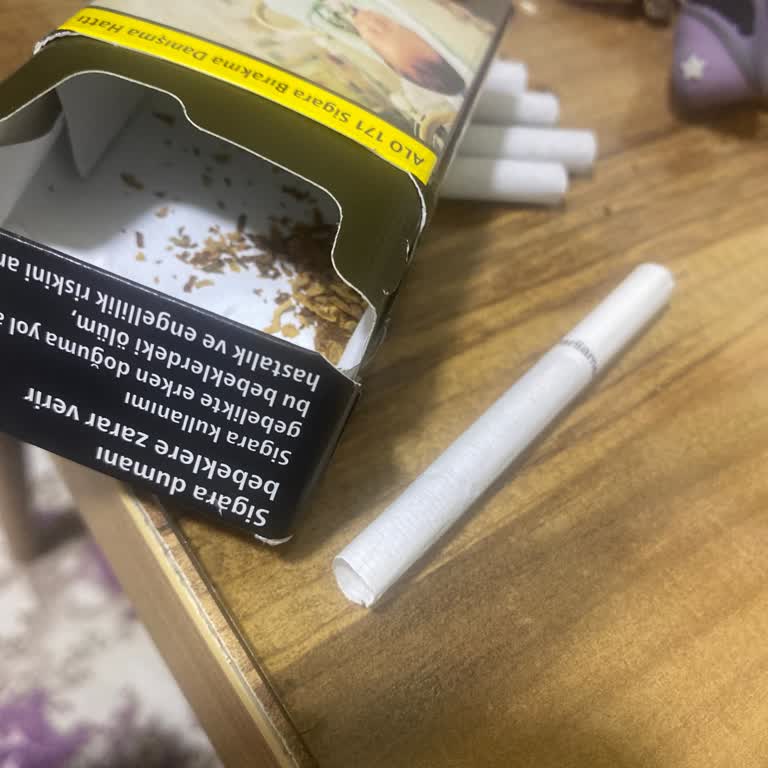Parliament Night Blue Sigara Paketi Kokusunda Ve Paket İçindeki Eksik Sigara Sorunu