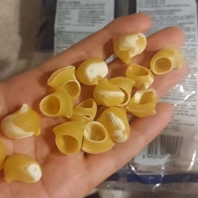 Nuh’un Ankara Makarnasında Yabancı Beyaz Maddeler Gıda Güvenliği Endişesi