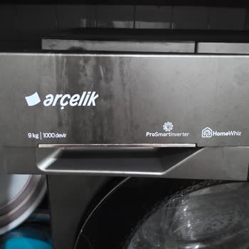 Arçelik Çamaşır Makinesinde Sürekli Renk Değişimi ve Siyah Lekeler
