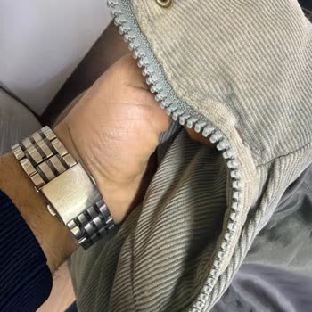 Mavi Kadife Montumda Renk Atması Ve Yırtılma, Değişim Talebi