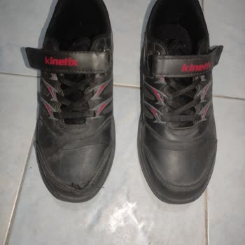 Kinetix Ayakkabısında Erken Yırtılma Ve Fiziksel İncelemenin Eksikliği