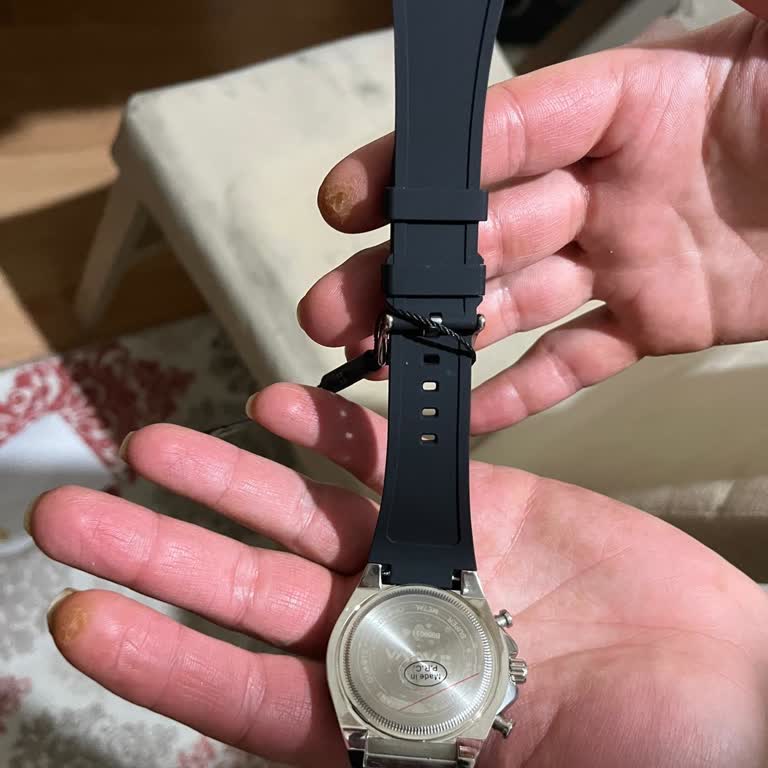 Kordonu Çıkmış Saatin İade Talebi Reddi: Yeniden Satışa Uygun Değil