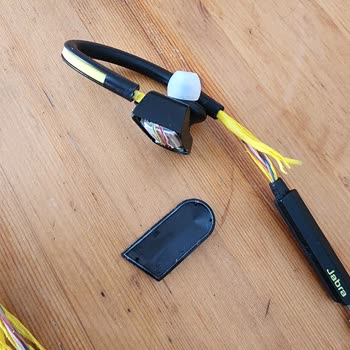 Mi cable se desprende en mis auriculares Jabra Sport Pace