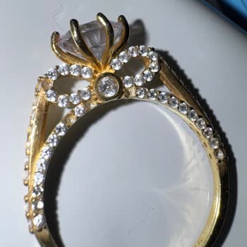 Alyansstar Yüzük Taşları Kısa Sürede Dökülüp Kargo Ücreti İstenmesi Mağduriyet Yarattı