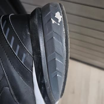 Az Kullanıma Rağmen Ayakkabının Dış Kaplaması Soyuluyor