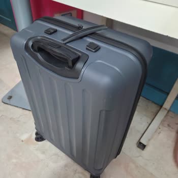 A101 Kırılan Valiz Ve Kaba Mağaza Müdürünün Üslubu