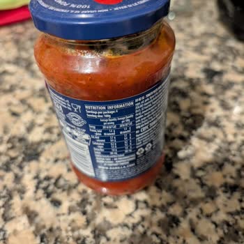 Migros’ta Barilla Sos Kavanozunda Açılır Açılmaz Küf Görüldü