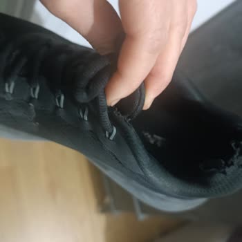 Garanti Kapsamındaki Ayakkabının Erken Yırtılmasına Mağaza Değişim Reddi