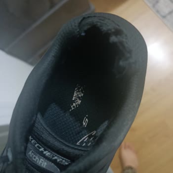 Garanti Kapsamındaki Ayakkabının Erken Yırtılmasına Mağaza Değişim Reddi