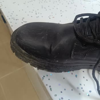 Ayıplı Kış Botu Ve Mağaza Çalışanının Olumsuz Tutumu