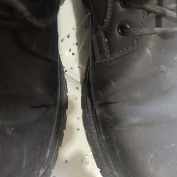 Ayıplı Kış Botu Ve Mağaza Çalışanının Olumsuz Tutumu