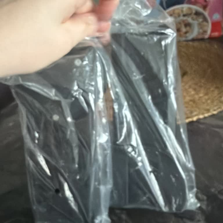 Ebebek Eksik Parçalar Nedeniyle İkiz Bebek Arabasını İki Aydır Kullanamıyorum